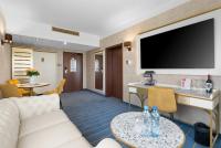 Ein Sitzbereich in der Unterkunft Park Hotel Diament Katowice