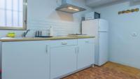 Kuchyňa alebo kuchynka v ubytovaní Apartamento Pergo Centro Córdoba