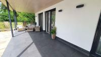 Balkón alebo terasa v ubytovaní Apartments in Balatonlelle 43116