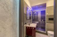 Koupelna v ubytování Lux Apartment