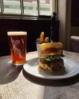 Еда / где поесть недалеко от отеля