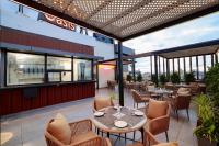 Χώρος καθιστικού στο Sathyam Oasis