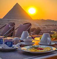 Jídlo v hotelu nebo okolí