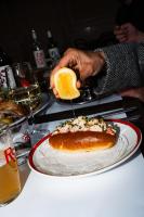 Jídlo v hostelu nebo okolí