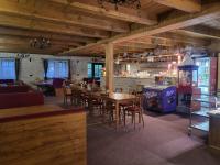 Restaurace v ubytování Resort a skiareál Brněnka