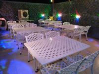 Φωτογραφία από το άλμπουμ του Modest Rooms By Libra σε Khizrābād