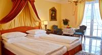 Posteľ alebo postele v izbe v ubytovaní Seehotel Porcia