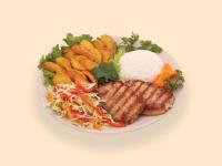 Jídlo v hotelu nebo okolí