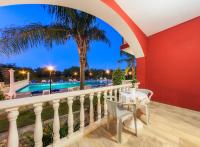 The swimming pool at or close to Borsalino Studios & Apartments