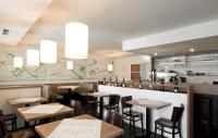 Reštaurácia alebo iné gastronomické zariadenie v ubytovaní Hotel Zur Schonenburg