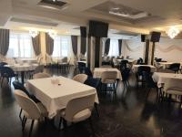 Restaurace v ubytování Готель-ресторан Vertex