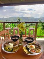 Comida en el departamento o alrededores