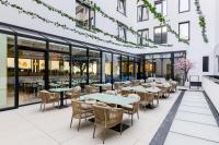 Restaurace v ubytování The Liman Hotel