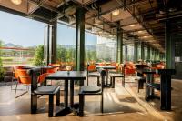 En generel udsigt til bjerge eller udsigt til bjerge taget fra hotellet