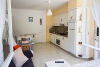Kuchyň nebo kuchyňský kout v ubytování Apartamento Playa De Lariño