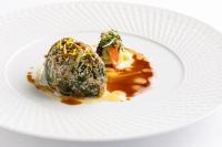 Jídlo v hotelu nebo okolí