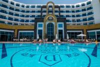 Bazén v ubytování The Lumos Deluxe Resort Hotel & Spa nebo v jeho okolí