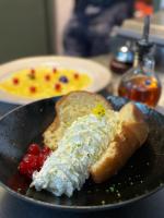 Jídlo v hotelu nebo okolí