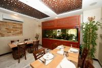 Restaurace v ubytování Mass Plaza Hotel