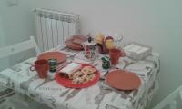 Jedlo v ubytovaní bed & breakfast alebo blízkom okolí