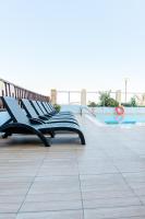 Bazén v ubytovaní Hotel Riviera alebo v jeho blízkosti