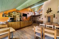 Restaurace v ubytování Poilsio kompleksas Tolieja Vieta renginiams bei poilsiui ant ežero kranto