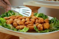 Jídlo v hotelu nebo okolí