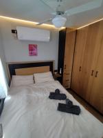 Ein Bett oder Betten in einem Zimmer der Unterkunft Wonder Elat
