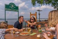 Gäste, die in der Unterkunft Ferienpark Rübezahl am Müggelsee, Haus 21 Efeu mit eigener Sauna, idealer Ort für Natur- und Erholungssuchende, für Radfahrer, Familien mit Kindern und Hundeliebhaber übernachten
