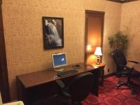 Hotel Amariにあるテレビまたはエンターテインメントセンター