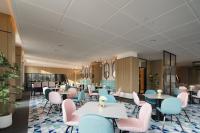 صورة لـ Shanghai Jiading New Town Suisse Place Apartment Hotel في شانغهاي