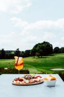 Jídlo v hotelu nebo okolí