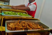 Jídlo v hotelu nebo okolí