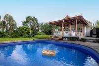 Tanta Escape في تيغالالانغْ: مسبح فيه سلة كرات