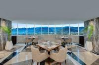 Χώρος καθιστικού στο Movenpick Hotel Centaurus Islamabad