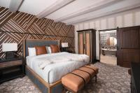 Ein Bett oder Betten in einem Zimmer der Unterkunft Silverton Casino Lodge