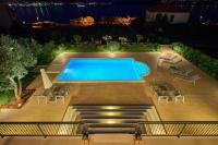 Bazén v ubytovaní Villa Mila Trogir alebo v jeho blízkosti