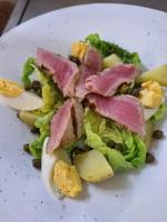 Jídlo v hotelu nebo okolí