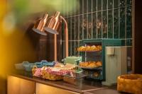 Φαγητό σε αυτό το ξενοδοχείο ή κάπου εκεί κοντά