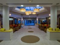 Posezení v ubytování Garrigae Domaine de l'Esterel - piscine & SPA Cinq Mondes