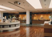 Ο χώρος του λόμπι ή της ρεσεψιόν στο Lufthansa Seeheim - More than a Conference Hotel