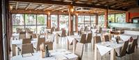Restauracja lub miejsce do jedzenia w obiekcie Hotel Johnson