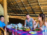 Jídlo v hotelu nebo okolí