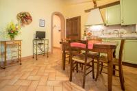 Kuchyňa alebo kuchynka v ubytovaní Agriturismo Il Poggetto
