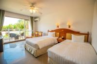 Onna Village and Chatan Hotel Guide 2026: 14 Oceanfront Resorts, Private Beaches and Family Pools