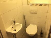 A bathroom at Leopoldauer Apartment