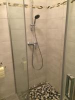 A bathroom at Leopoldauer Apartment