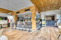 Lounge nebo bar v ubytování Hotel Castel