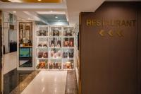 Certifikát, hodnocení, plakát nebo jiný dokument vystavený v ubytování Golden Empire Suvarnabhumi Hotel