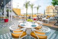 Balkón nebo terasa v ubytování The White Roots Hotel